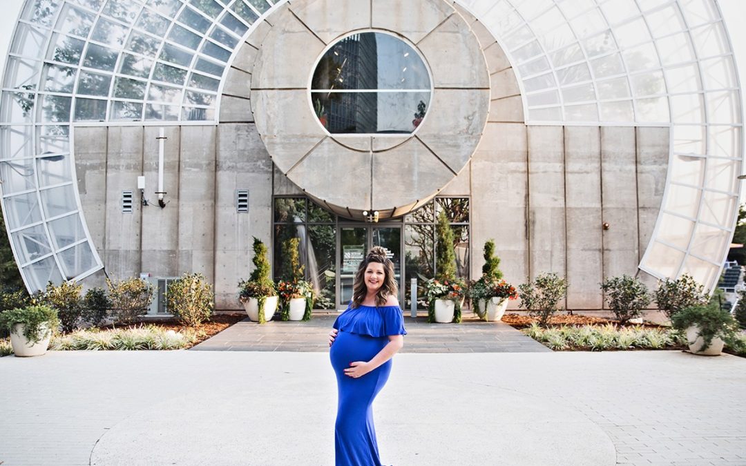 Kriea Arie Photography maternity session at The Myriad Gardens